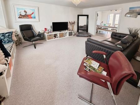 4 bedroom Detached house for sale in Drabble Close, Shifnal, TF11