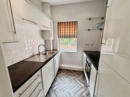 2 bedroom Apartment for sale in The Woodlands, Jackfield, TF8