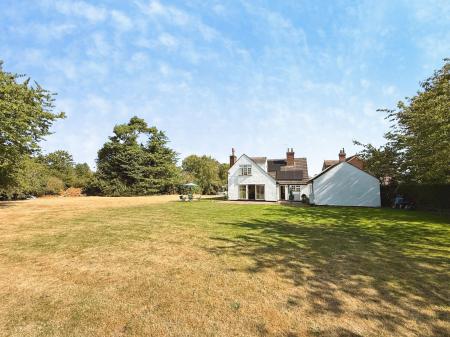 3 bedroom Detached house for sale in Ryton, Shifnal, TF11