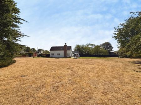 3 bedroom Detached house for sale in Ryton, Shifnal, TF11