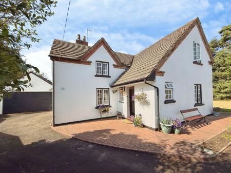 3 bedroom Detached house for sale in Ryton, Shifnal, TF11
