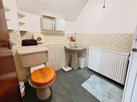 3 bedroom Detached house for sale in Ryton, Shifnal, TF11
