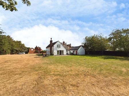3 bedroom Detached house for sale in Ryton, Shifnal, TF11