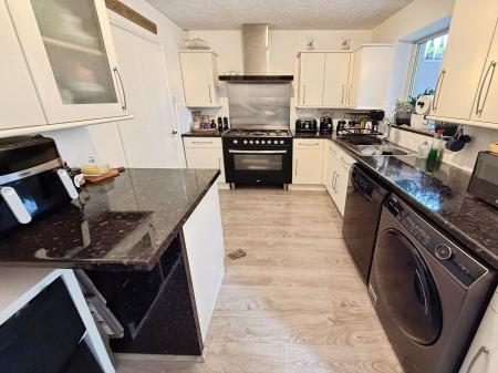 3 bedroom End of terrace house for sale in Goldney Court, Horsehay, TF4