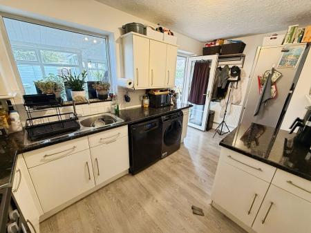 3 bedroom End of terrace house for sale in Goldney Court, Horsehay, TF4