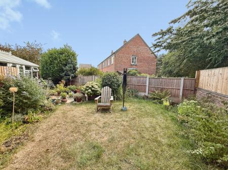3 bedroom End of terrace house for sale in Goldney Court, Horsehay, TF4