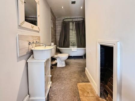 3 bedroom Semi-detached house for sale in Shifnal, TF11