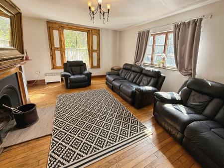 3 bedroom Semi-detached house for sale in Shifnal, TF11