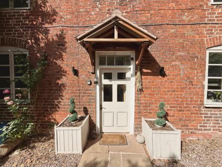 3 bedroom Semi-detached house for sale in Shifnal, TF11