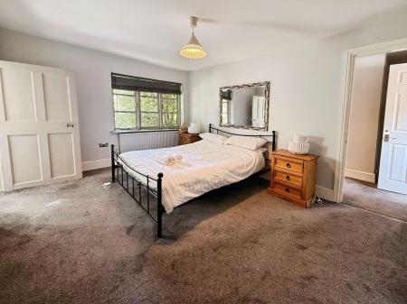 3 bedroom Semi-detached house for sale in Shifnal, TF11