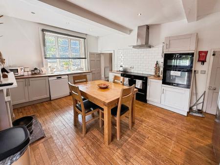3 bedroom Semi-detached house for sale in Shifnal, TF11