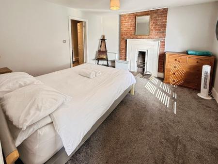 3 bedroom Semi-detached house for sale in Shifnal, TF11