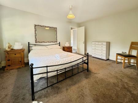 3 bedroom Semi-detached house for sale in Shifnal, TF11