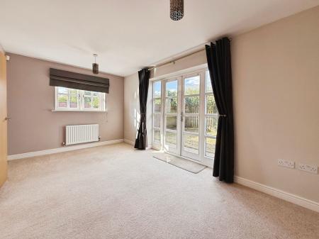 4 bedroom End of terrace house for sale in Ellens Bank, Lightmoor, TF4