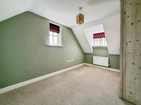 4 bedroom End of terrace house for sale in Ellens Bank, Lightmoor, TF4