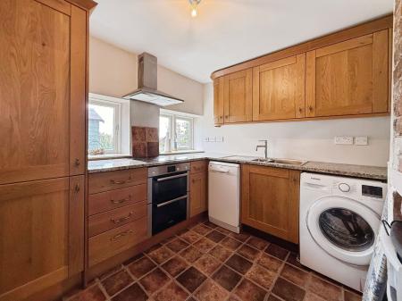 4 bedroom Detached house for sale in Hillside, Ironbridge, TF8