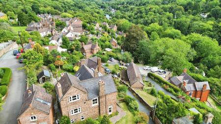4 bedroom Detached house for sale in Hillside, Ironbridge, TF8