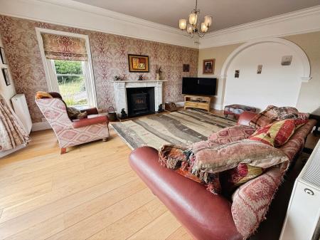 4 bedroom Detached house for sale in Hillside, Ironbridge, TF8
