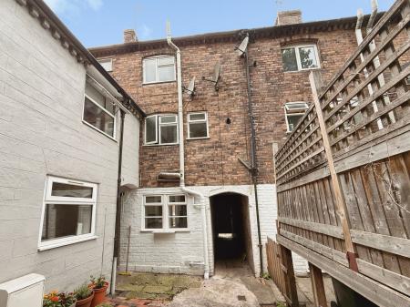 4 bedroom Terraced House for sale in Hospital Street, Bridgnorth, WV15