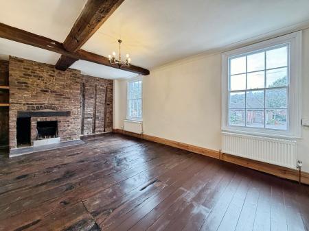 4 bedroom Terraced House for sale in Hospital Street, Bridgnorth, WV15