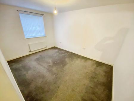 2 bedroom Flat for sale in Ferridays Fields, Woodside, TF7