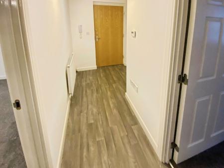 2 bedroom Flat for sale in Ferridays Fields, Woodside, TF7