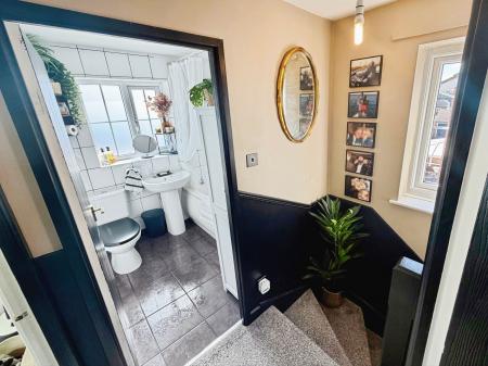2 bedroom Semi-detached house for sale in Magpie Way, Telford, TF4