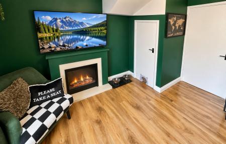 2 bedroom Semi-detached house for sale in Magpie Way, Telford, TF4