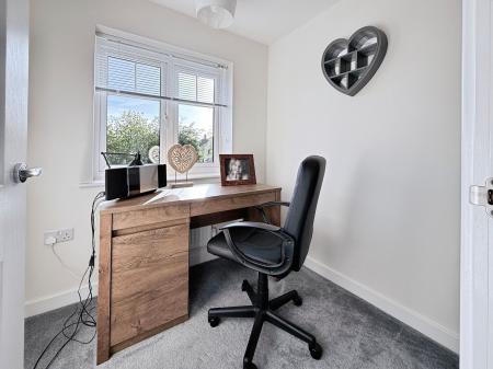 3 bedroom Semi-detached house for sale in New Meadow Road, Lightmoor Village, TF4