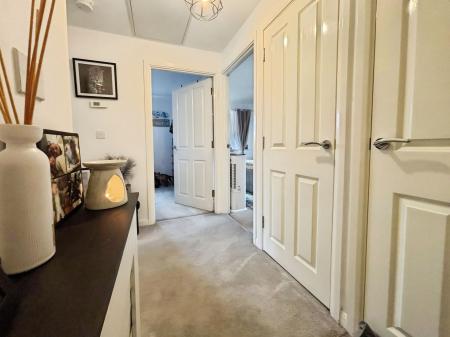 2 bedroom Flat for sale in Bloomfield Crescent, Doseley, TF4