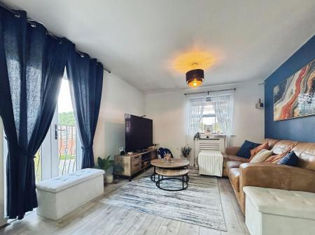 2 bedroom Flat for sale in Bloomfield Crescent, Doseley, TF4