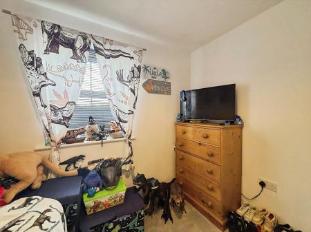 2 bedroom Flat for sale in Bloomfield Crescent, Doseley, TF4