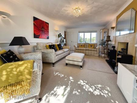 4 bedroom Detached house for sale in Wordsworth Way, Priorslee, TF2