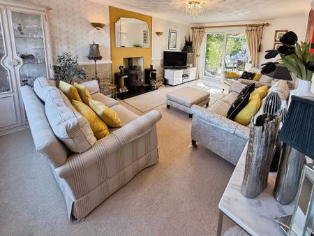 4 bedroom Detached house for sale in Wordsworth Way, Priorslee, TF2