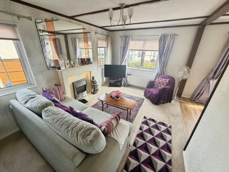 2 bedroom Park home for sale in Severn Gorge Park, Telford, TF7