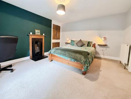 4 bedroom Semi-detached house for sale in Woodlands Lane, Horsehay, TF4