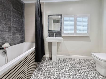 4 bedroom Semi-detached house for sale in Woodlands Lane, Horsehay, TF4