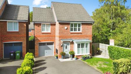 Ever Ready Crescent, Dawley, TF4