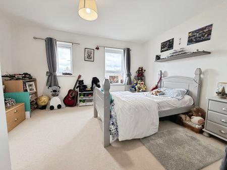 4 bedroom Town house for sale in Duddell Street, Lawley Village, TF4