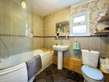 3 bedroom End of terrace house for sale in Chiltern Gardens, Dawley, TF4