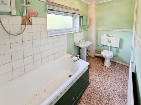 3 bedroom Terraced House for sale in West View Terrace, Madeley, TF7