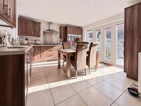 5 bedroom Detached house for sale in The Dingle, Doseley, TF4