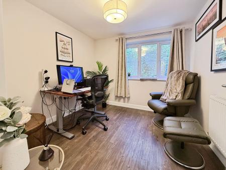 5 bedroom Detached house for sale in The Dingle, Doseley, TF4