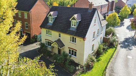 5 bedroom Detached house for sale in The Dingle, Doseley, TF4
