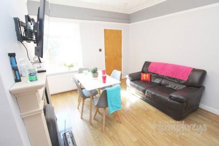 St Thomas Road, Erdington B23 - 8am-8pm Viewings