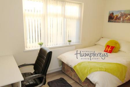 1 bedroom Property to let in Cadleigh Gardens - VIEWINGS AVAILABLE 8am - 8pm