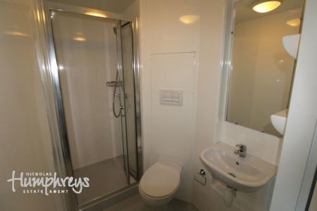 0 bedroom Studio flat to let in Cardinal House, Bridge Road B8