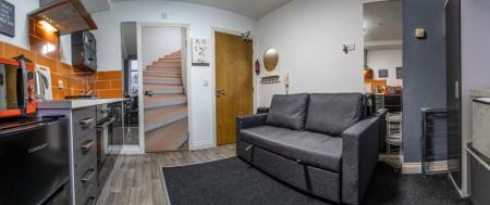 0 bedroom Studio flat to let in Devonshire House, B3