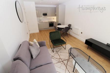 2 bedroom Property to let in East Timber Yard - B5 - 8-8 Viewings