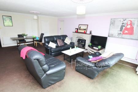 1 bedroom Property to let in City Road, Edgbaston, B17 - 8am- 8pm Viewings